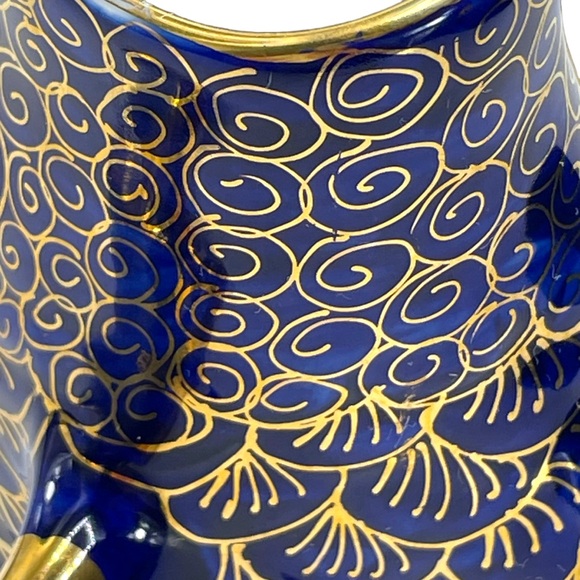 Asian Themed Vintage Colbalt Blue and Gold Koi Carp Open Mouth Fish Vase 6" Tall - Picture 11 of 13